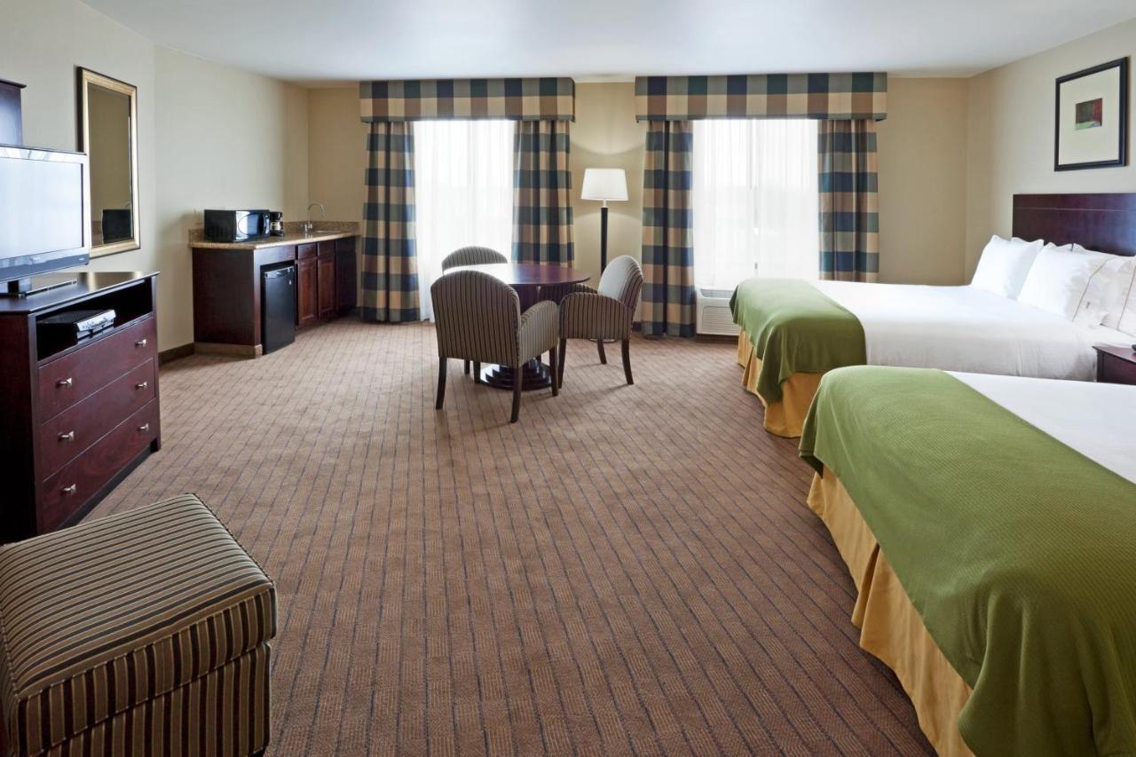 Hotel Express & Syracuse North Airport Area By Ihg Cicero